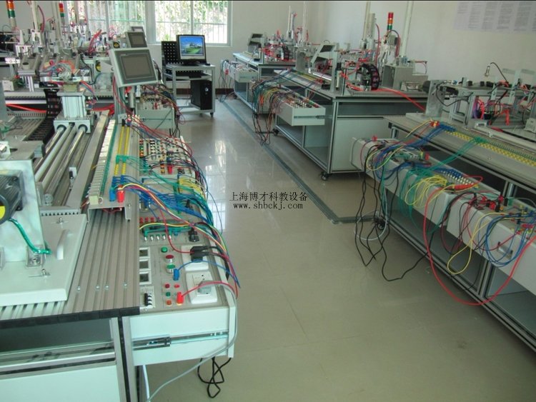 光機(jī)電一體化實(shí)訓(xùn)裝置